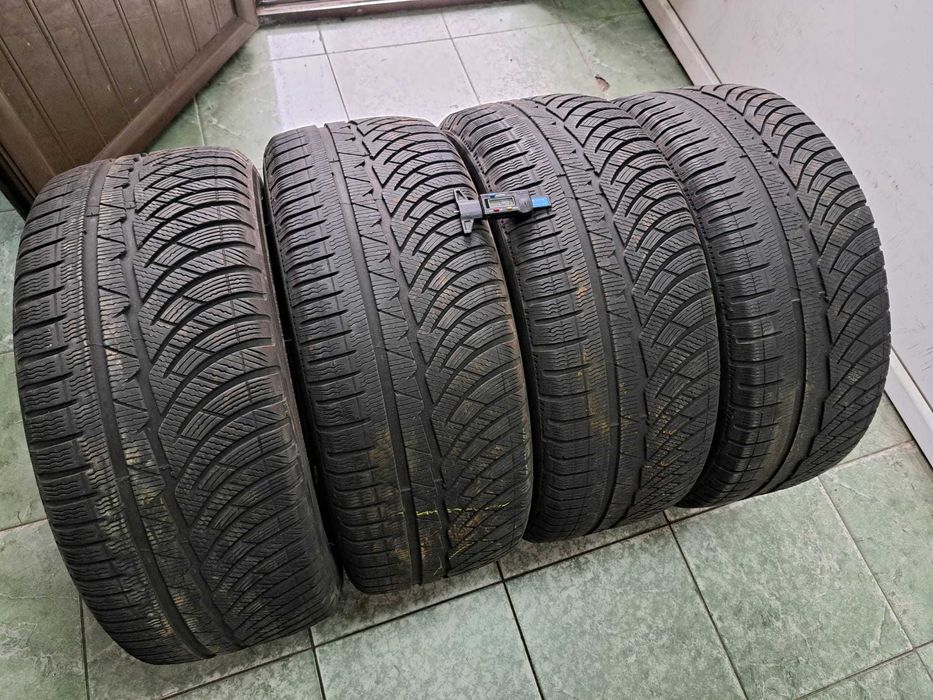 4 anvelope 245/45 R18 Michelin