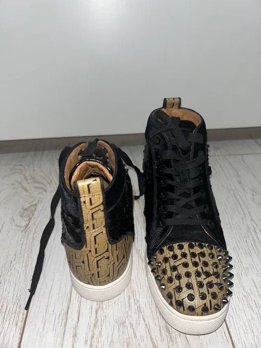 adidasi Christian Louboutin