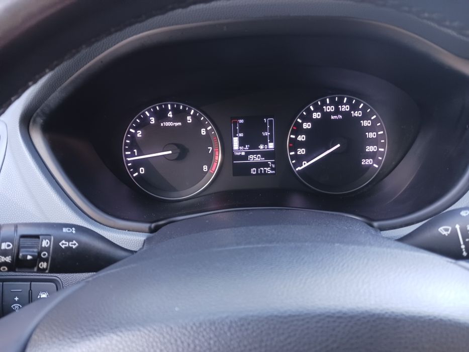 Хюндай и20  2016