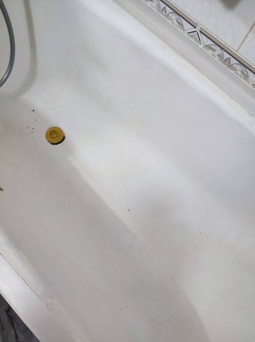 Чугунная ванна, даром.