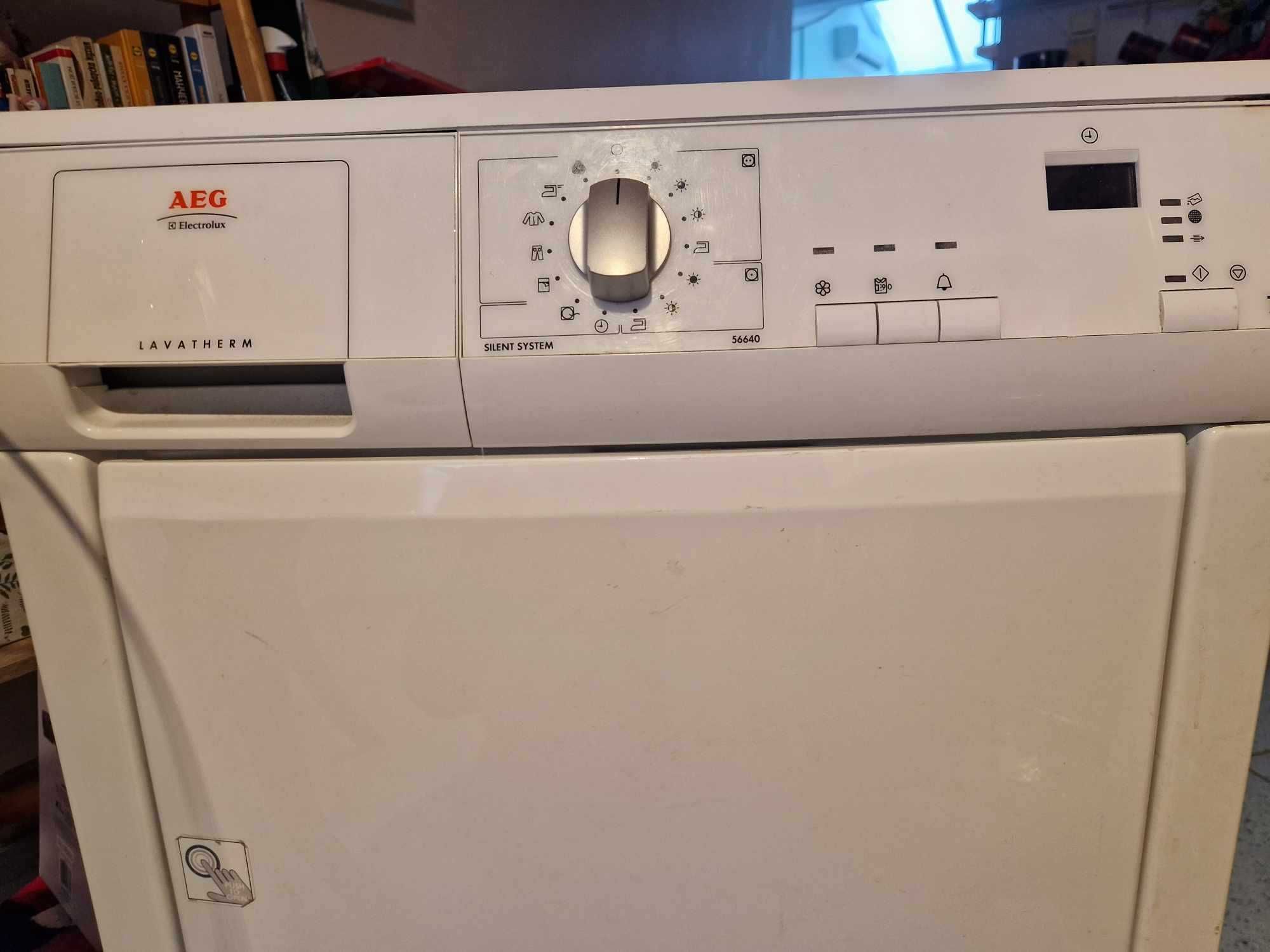 Кондензна Сушилня AEG 7кг