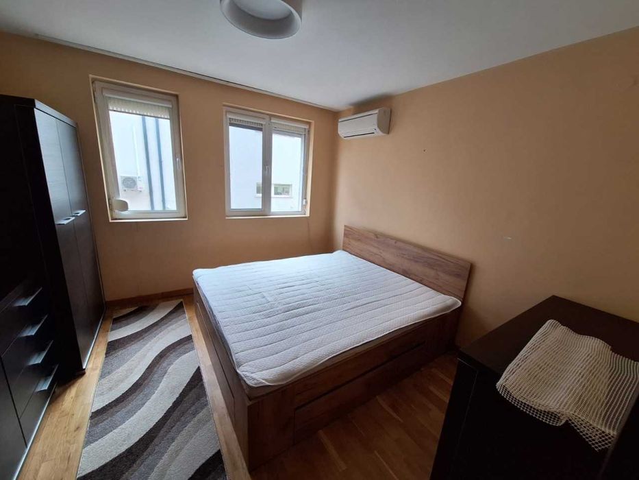 Дава се под наем Двустаен апартамент в Пловдив, Изгрев - 66 кв.м за 450 € - Снимка #3