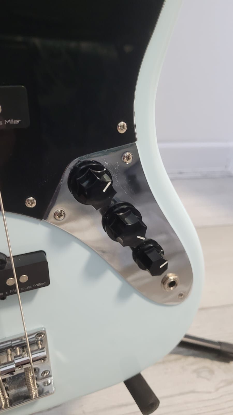 Bass Marcus Miller V3