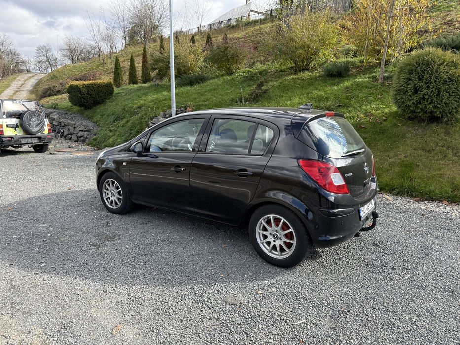 Opel Corsa D 1.2 Benzină - 2009