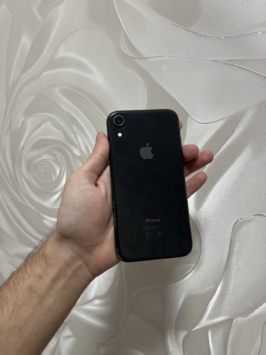 Продам Iphone Xr 64gb В хорошем состоянии