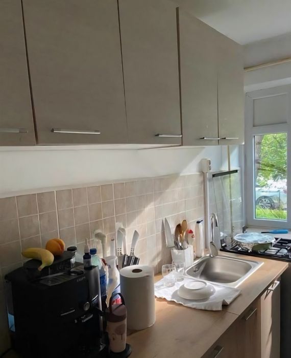 Apartament 3camere Craiovita p/4 cu centrala, mobilat