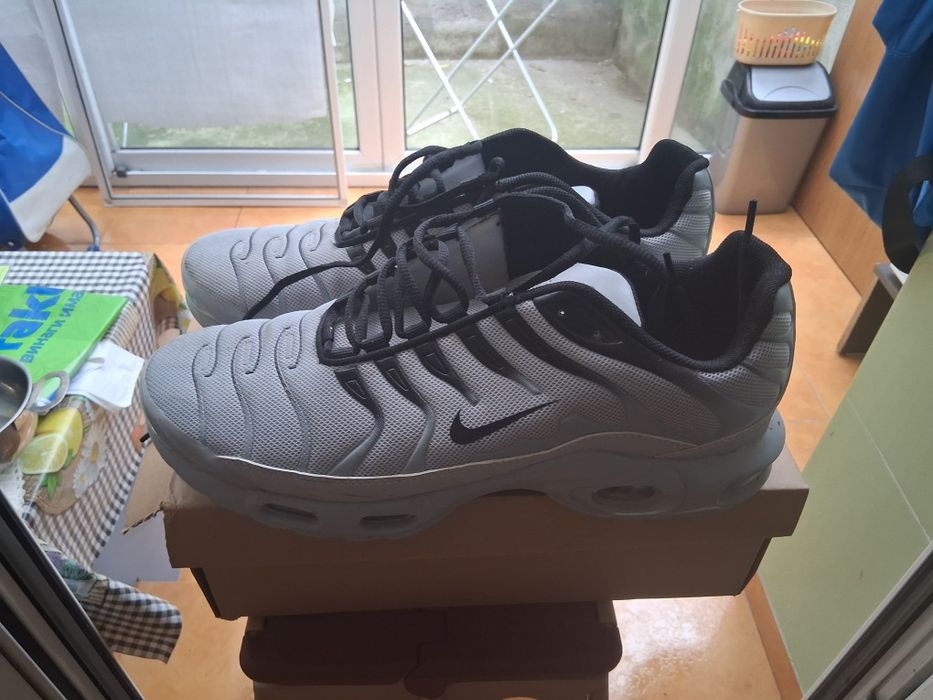 Маратонки NIKE като нови