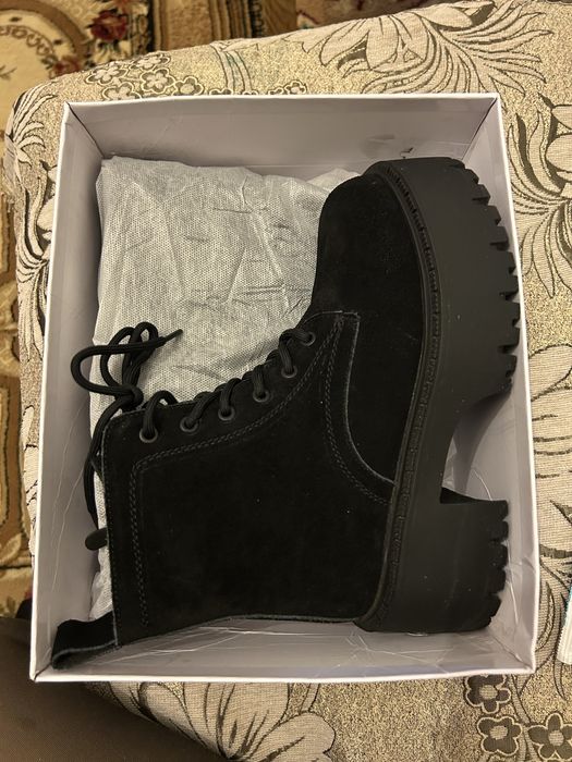 Зимние ботинки, черные, замша