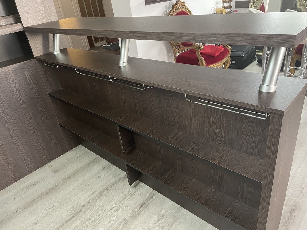 Vand mobilier bar
