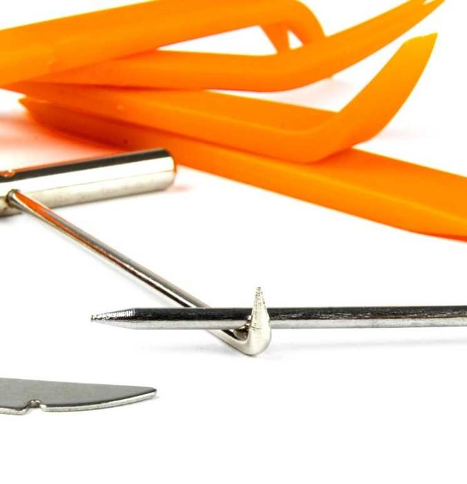 Комплект инструменти за демонтаж интериорни елементи