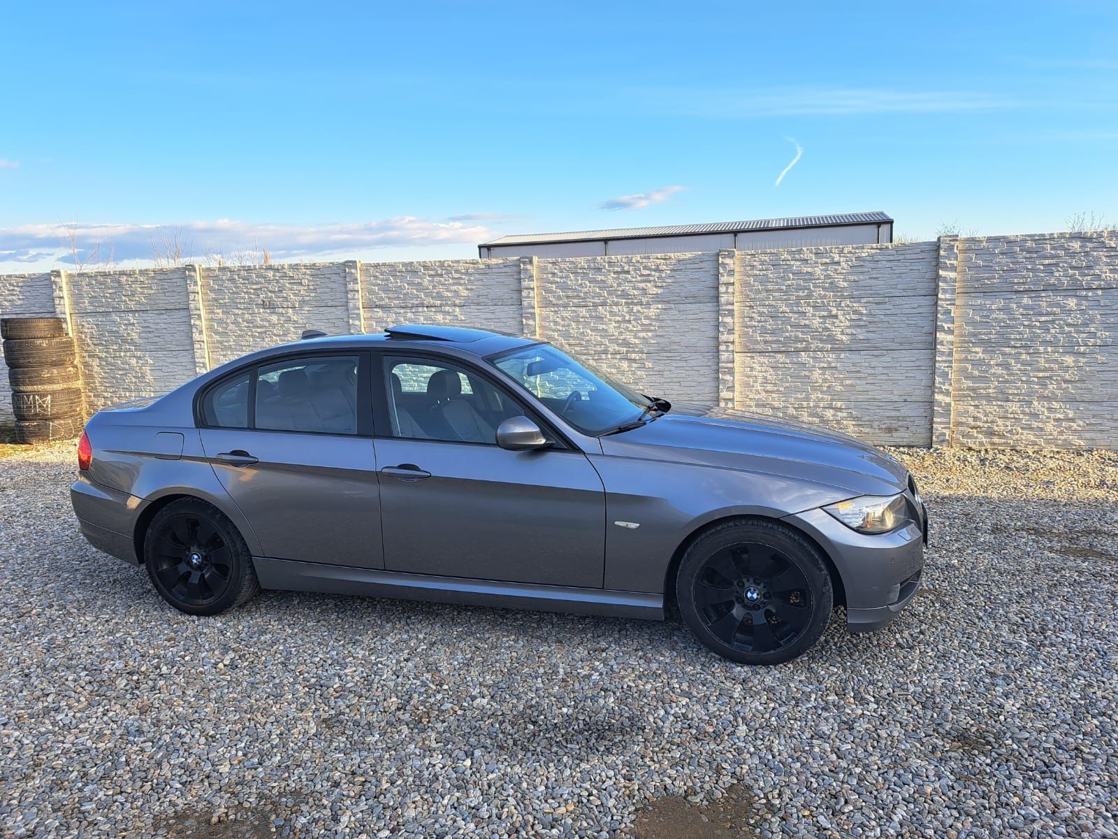 Vand Bmw E90 320i, an 2010 automat