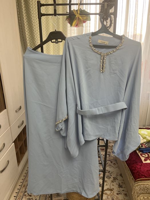 Классный турецкий костюм голубого цвета , одевала на юбилей , фото не