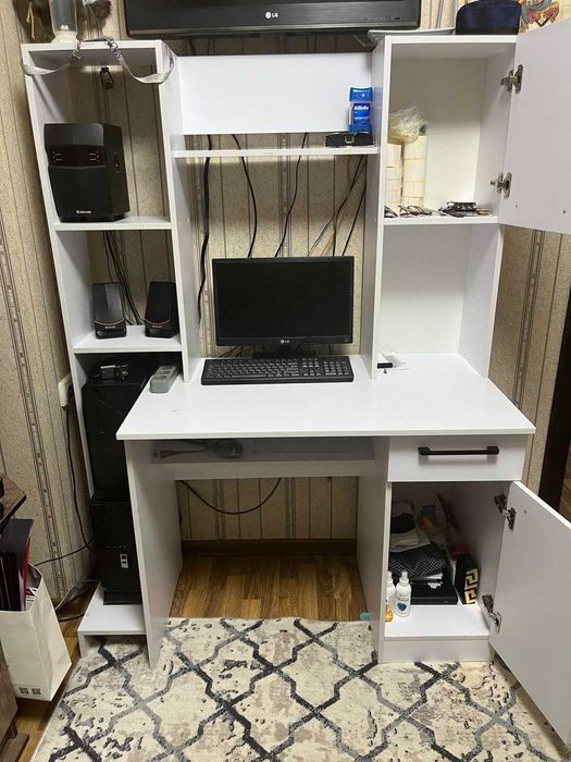 Шкаф для компьютера, белый