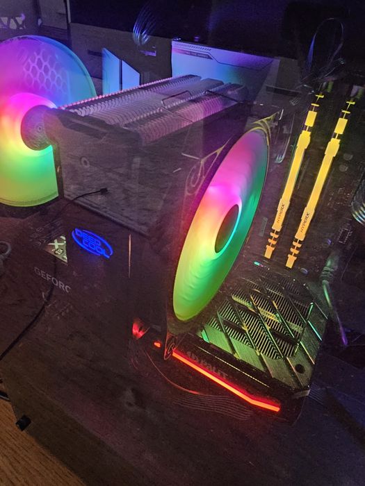 Продам кулер для процессора DeepCool Gammaxx GT-A RGB