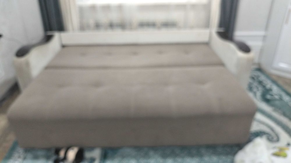 Продается диван в отличном состоянии