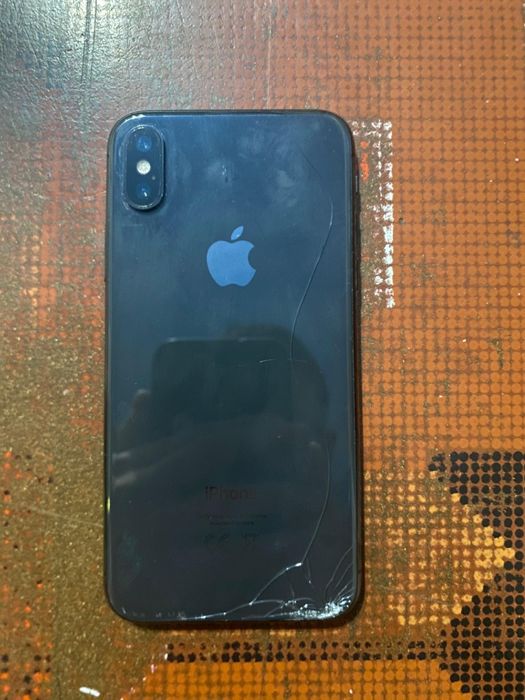 Срочно продам айфон х