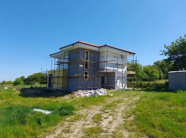 Продава се Къща в Бургас, Център - 224 кв.м за 670 €/кв.м - Снимка #4