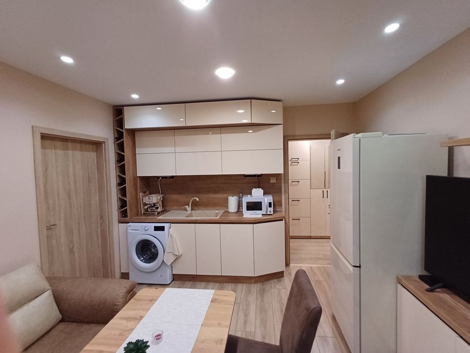 Мебели по поръчка