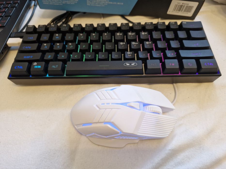 Laptop gaming Asus ROG Intel i7 CADOU Mouse gaming si tastatura jocuri