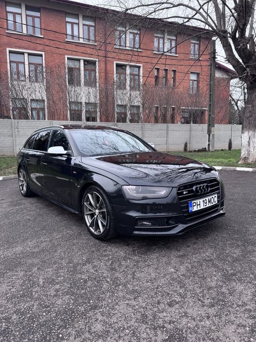 Audi A4 B8.5 S line Avant 2.0 TDI 177 cp automat