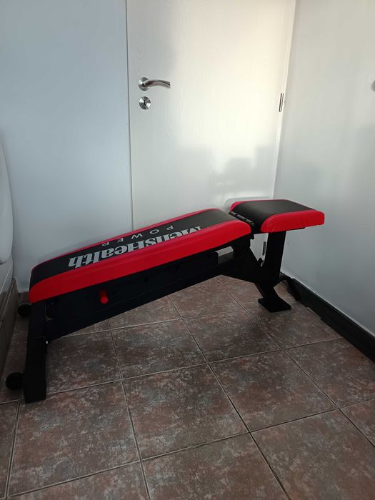 Продавам професионална лежанка