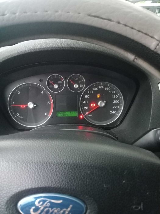Vând mașină marca Ford focus cmax