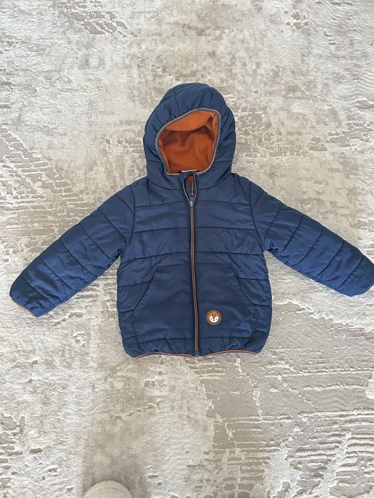 Vand haina de toamna/ iarna marimea 92 cm