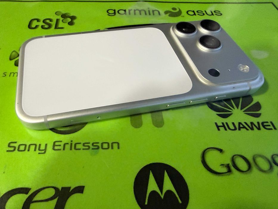 iPhone 17 Pro 256gb 1 година гаранция