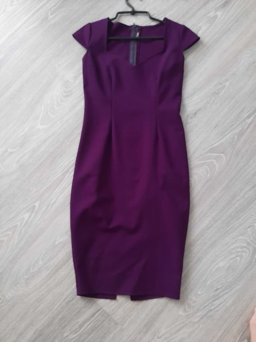 Vand rochii casual , marimea 34\xs