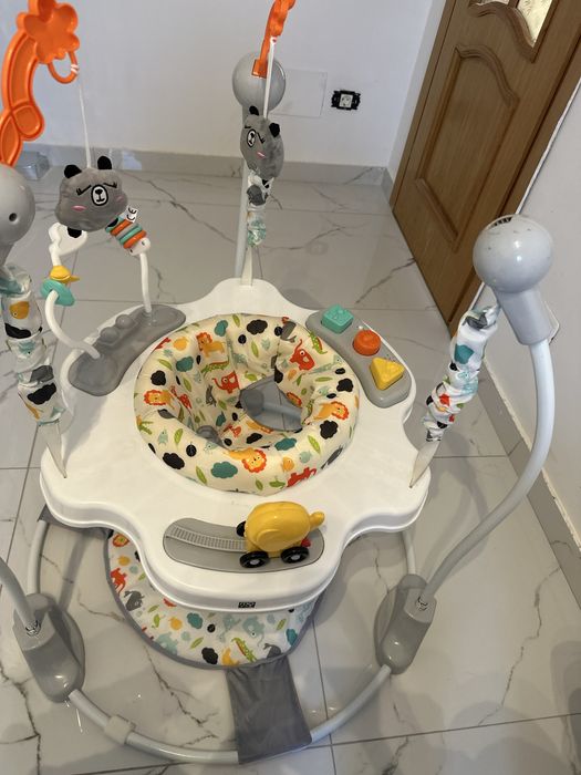 Jumper bebe cu activitati