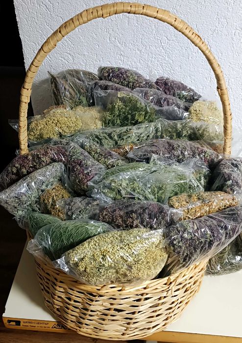 Продавам билки за чай