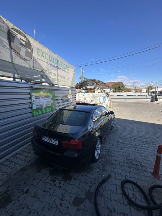 Vand bmw 320 d xdrive lci 2010