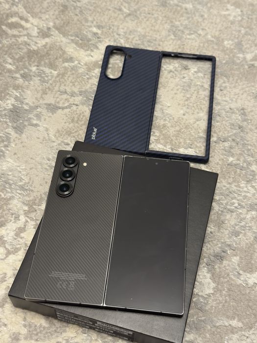 Samsung Z Fold 6 256gb Carbon Crafted Black