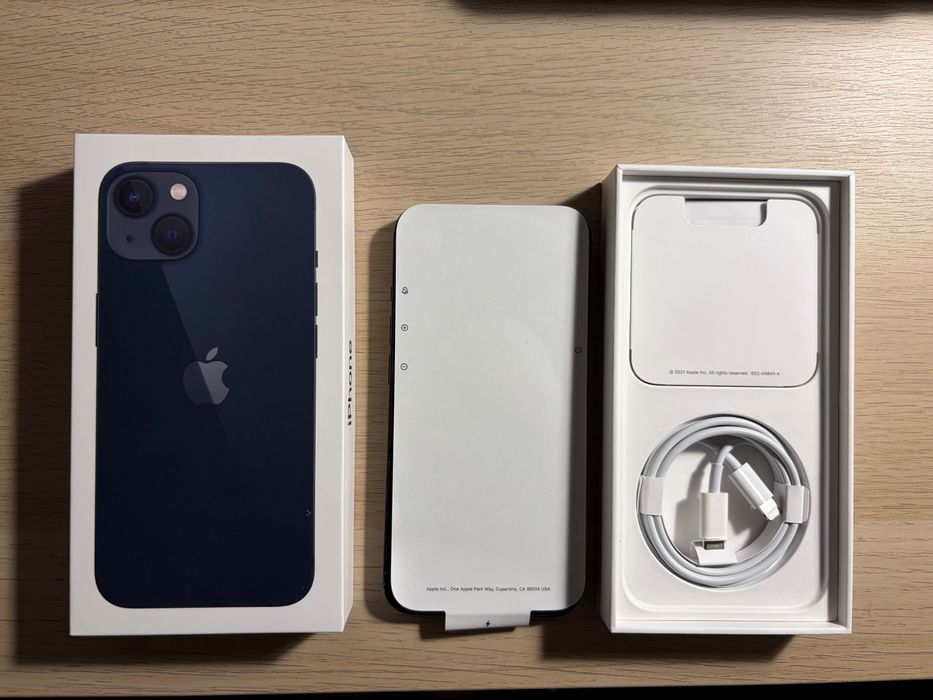 Iphone 13 , Midnight Blue 128GB, Baterie : 77%