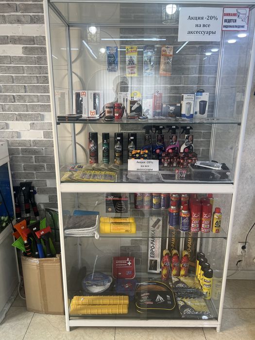 Продам витрину, без товара самовывоз