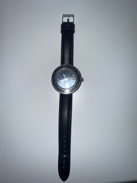 Наручные часы ракета города