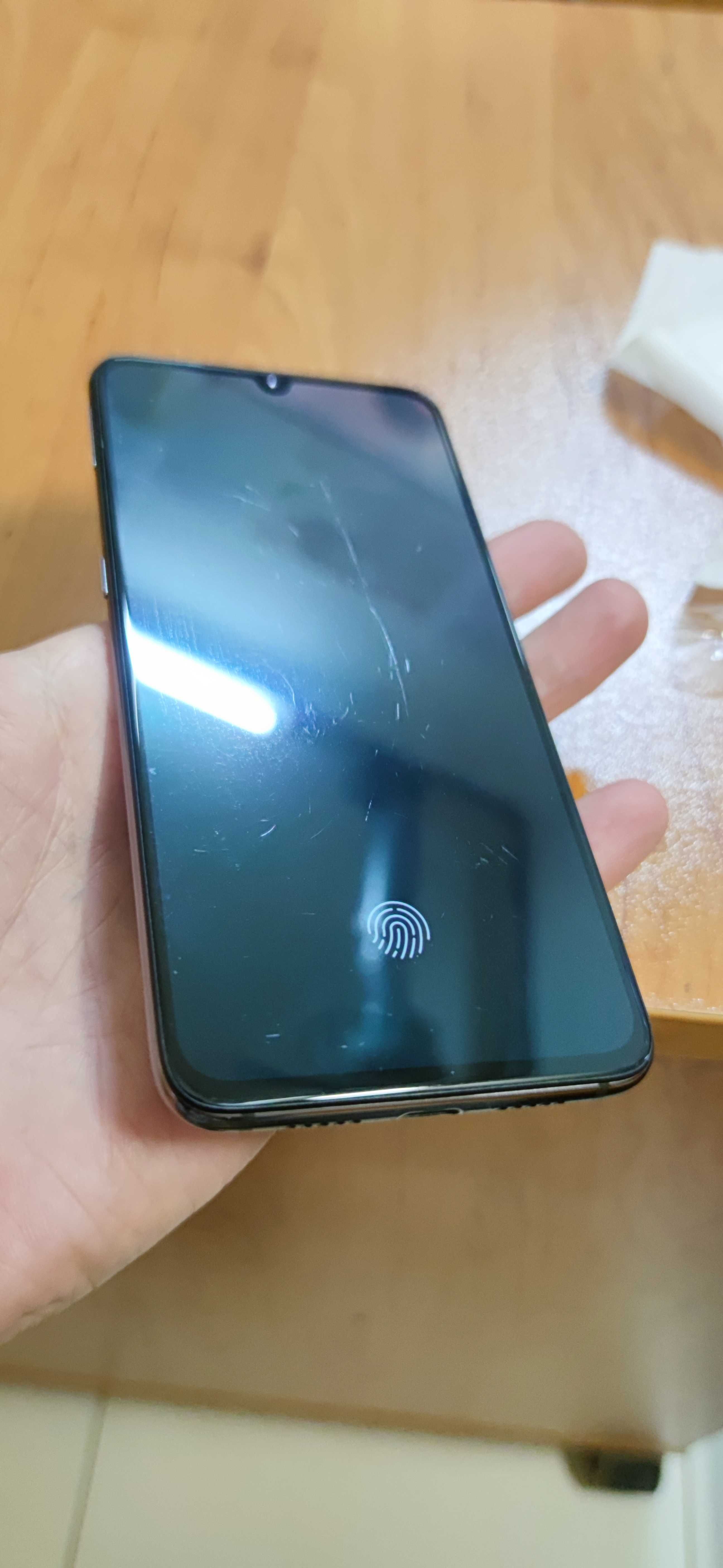 Xiaomi mi 9 6/128bg