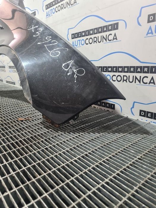 Aripa Dreapta Fata BMW X3 E83 Facelift 2006 - 2010 4 Usi NEGRU (926) CU RUGINA