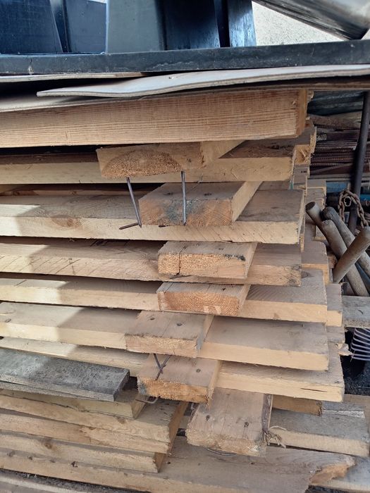 В продаже балки.