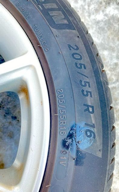 MICHELIN anvelope vara 205/55/R16 + Jante FORD 16"