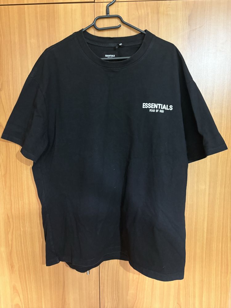 T shirt Essentials