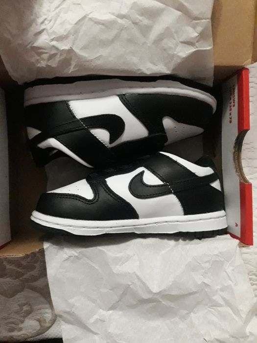 Nike Dunk Low Panda mărimea  25