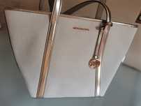 Michael Kors, eticheta