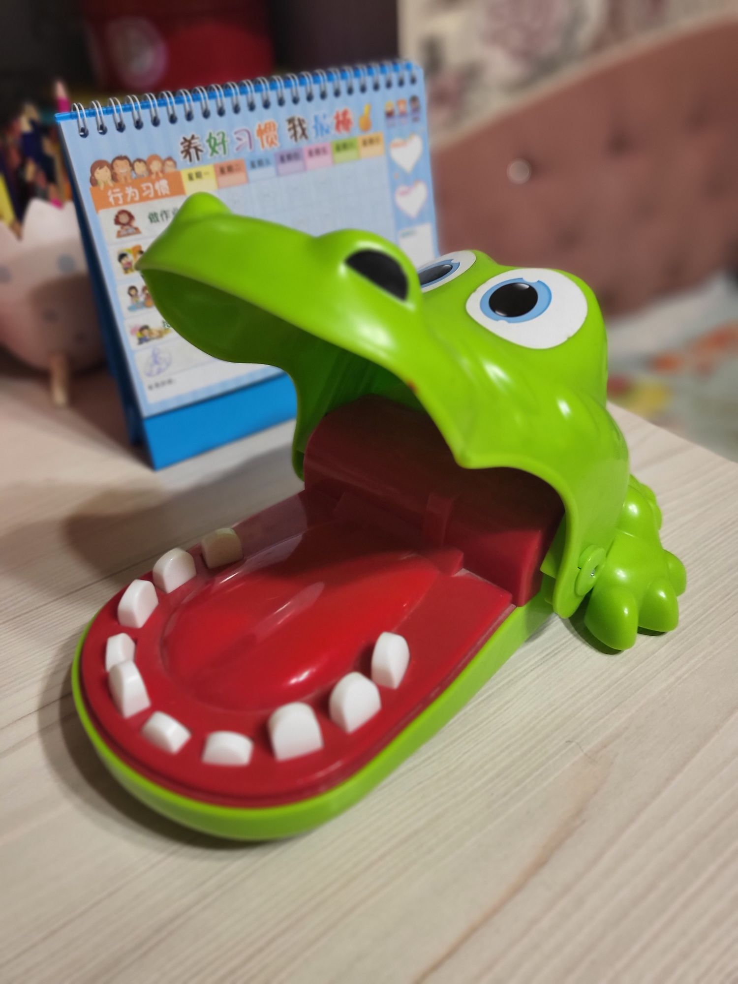 Продаётся игра крокодил