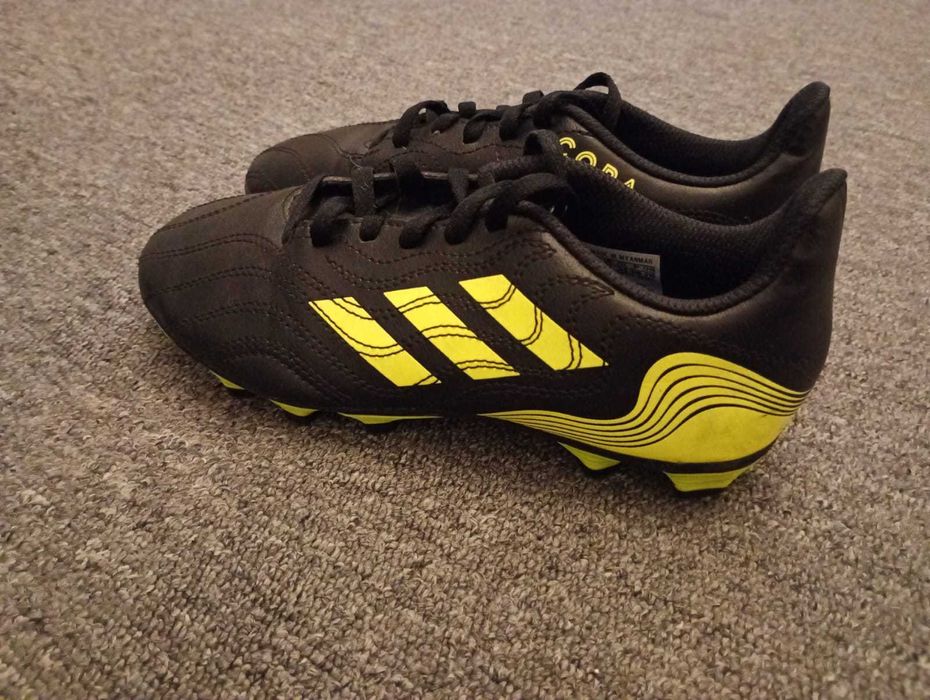 Ghete de fotbal crampoane mari Adidas COPA nr.34