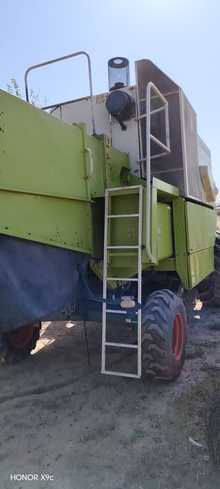 Claas dominator130 sotiladi!