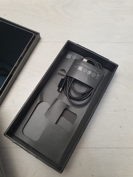 Samsung S25 Ultra 512g Телефон