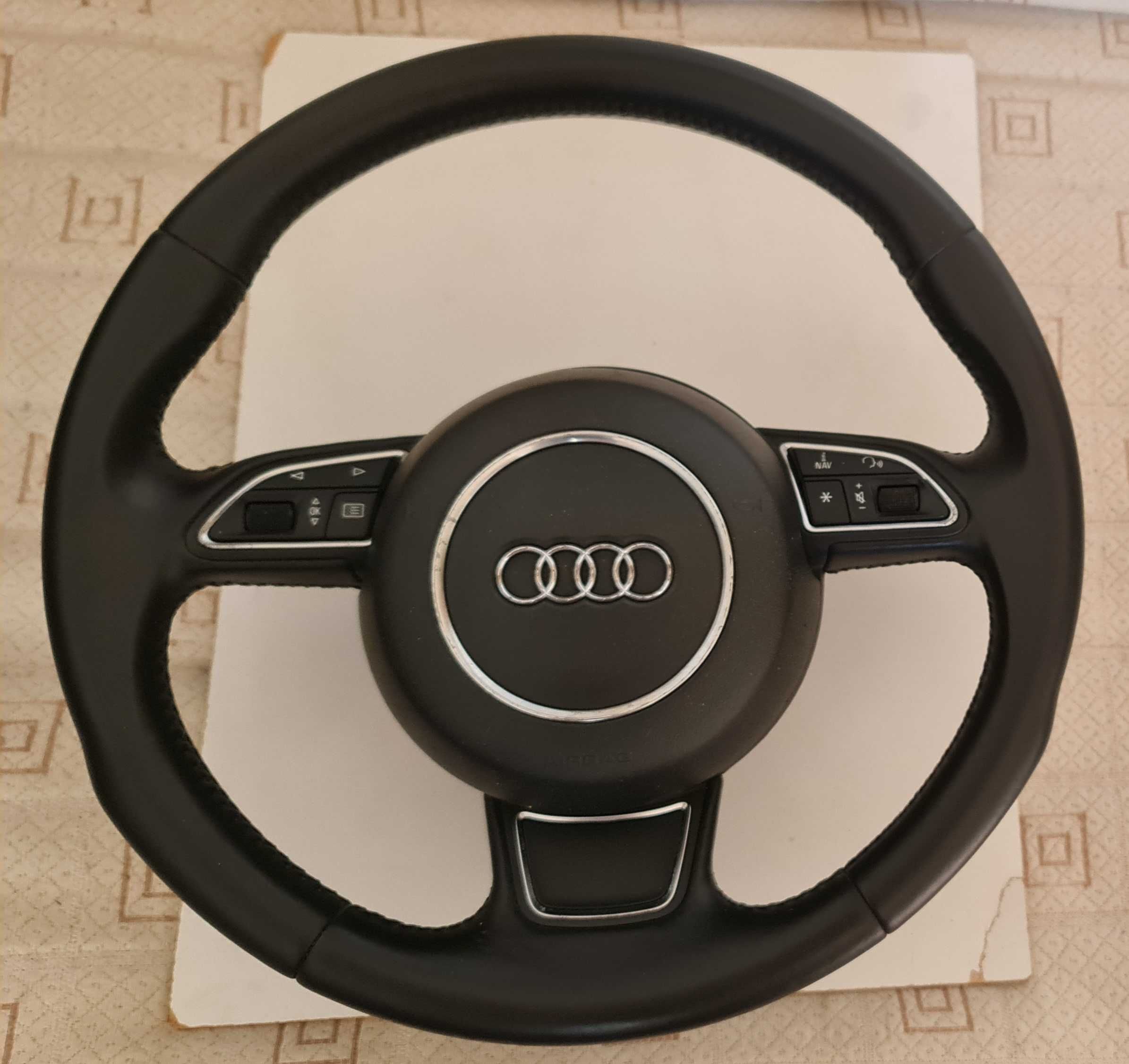 Кожен мулти волан с аербаг АУДИ Audi