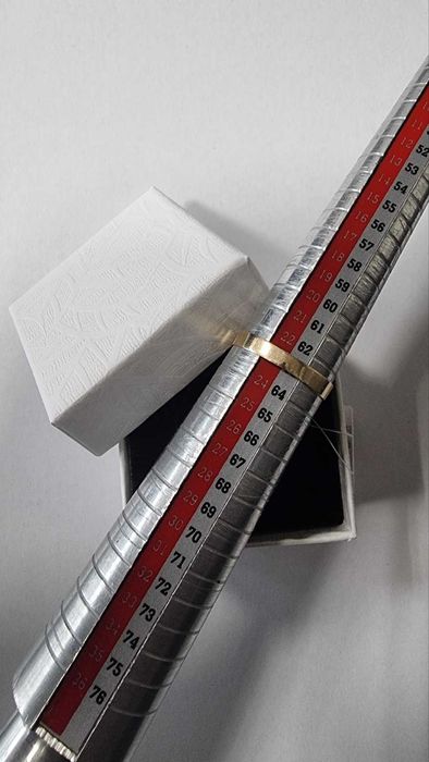 ***TОП ЦЕНА*** Златен пръстен 1,73 грама