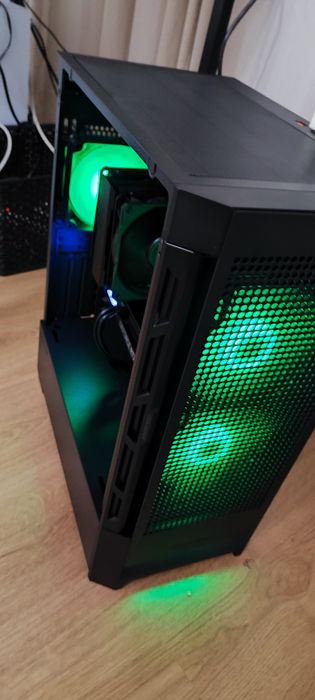 Компютър геймърски  ryzen 5600x ,rtx 3060ti ,16 рам 3600mhz, захр.650+